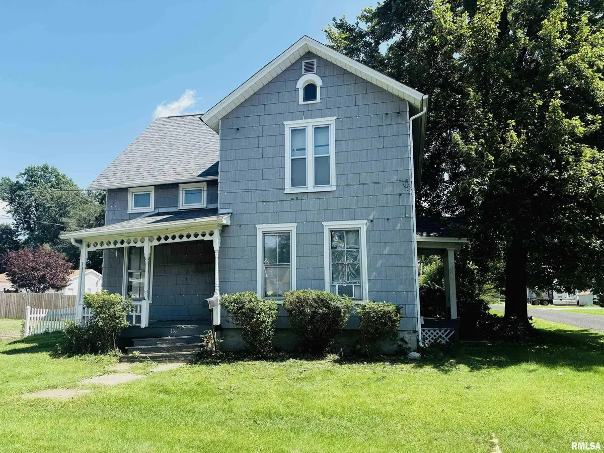 111 COLUMBUS AVE, Galesburg, IL 61401