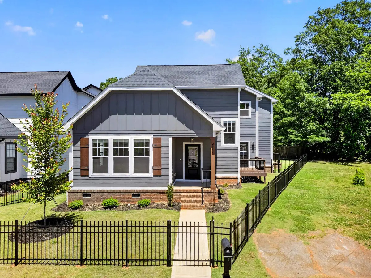 204A Wilkins ST, Greenville, SC 29605
