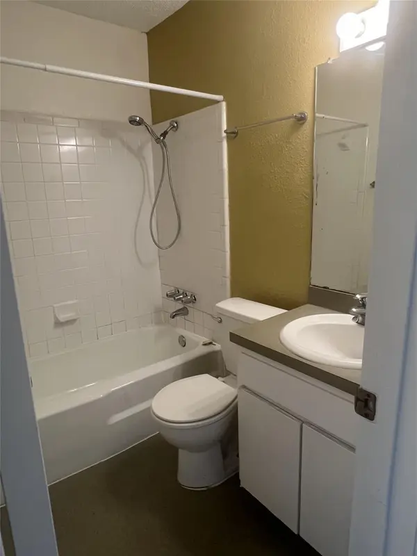 1501 W North Loop BLVD #106, Austin, TX 78756