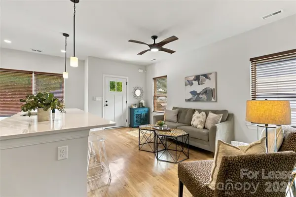 521 N Linwood AVE, Charlotte, NC 28216