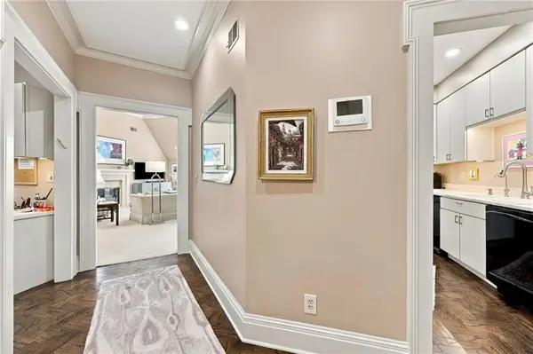 9100 Lamar AVE #207, Overland Park, KS 66207