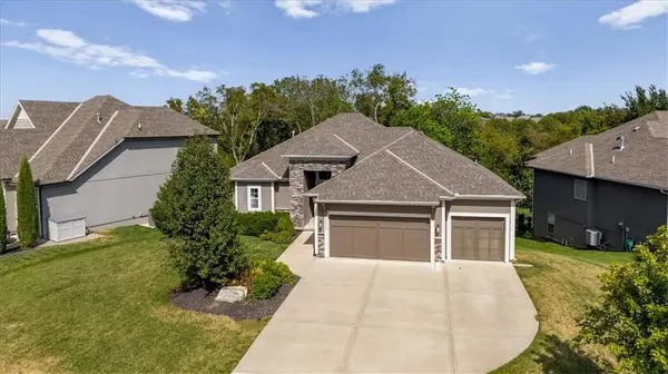 12527 S Hastings ST, Olathe, KS 66061
