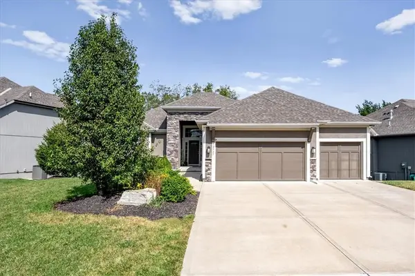 12527 S Hastings ST, Olathe, KS 66061