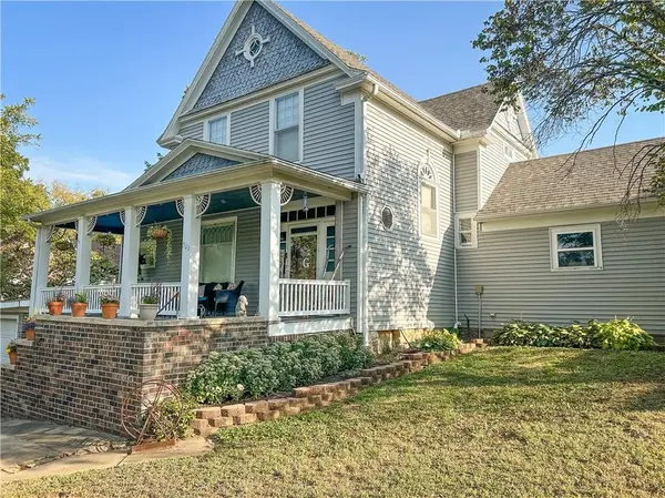 523 Walnut ST, Mound City, KS 66056