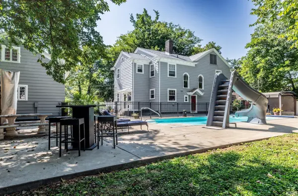 1216 SE Riverside DR, Evansville, IN 47713