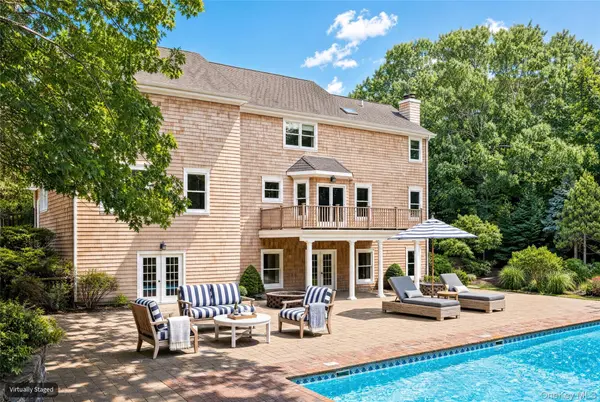 1999 Deerfield RD, Water Mill, NY 11976