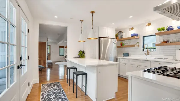 221 Division ST, Sag Harbor, NY 11963