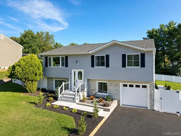 4 Liberty CT, Washingtonville, NY 10992