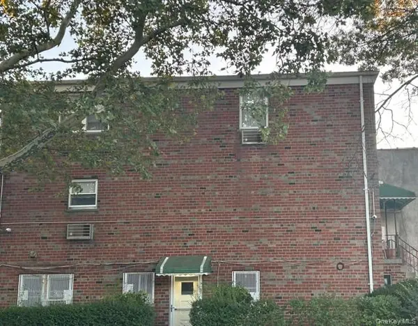 1038 Neill AVE, Bronx, NY 10461
