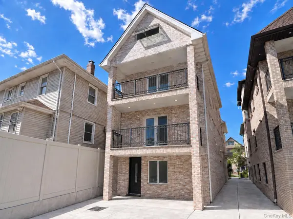 7-17 college PL, College Point, NY 11356
