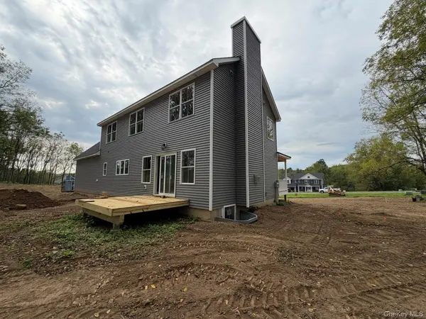 17 (LOT #32) Sunset LN, New Hampton, NY 10958