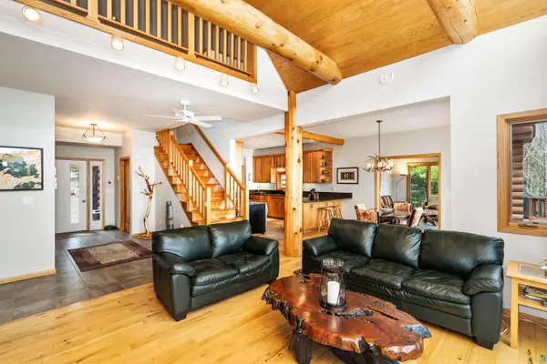 20 Big Bay Point, Hovland, MN 55606