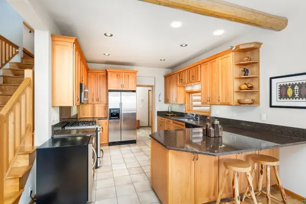 20 Big Bay Point, Hovland, MN 55606