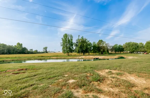 5954 N US HWY 31, Seymour, IN 47274
