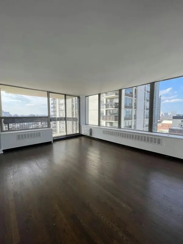 1455 N Sandburg TER #1609, Chicago, IL 60610