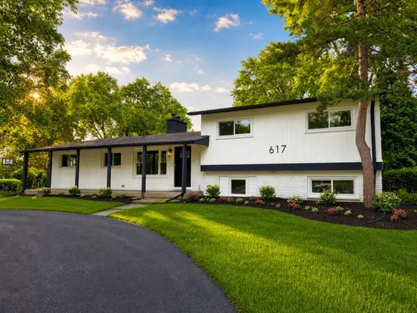 617 S Busse RD, Mount Prospect, IL 60056