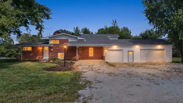 10371 E 1680 North RD, Oakwood, IL 61858