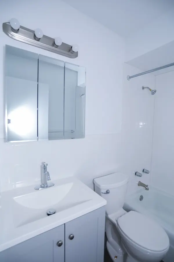 2828 N Cambridge AVE #401, Chicago, IL 60657