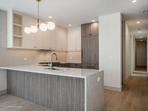 1951 W Dickens AVE #2, Chicago, IL 60614