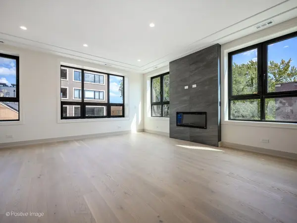 1951 W Dickens AVE #2, Chicago, IL 60614