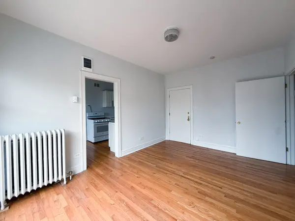 3449 N Elaine PL #404, Chicago, IL 60657