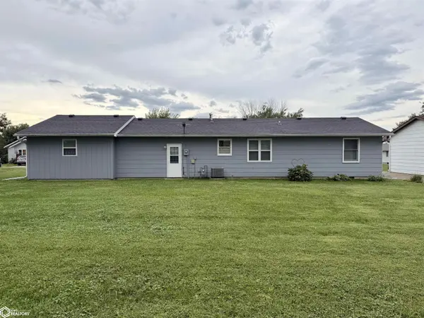 1223 Roland AVE, Chariton, IA 50049