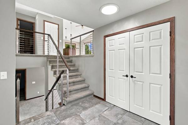 822 Deer PATH, Montgomery, MN 56069