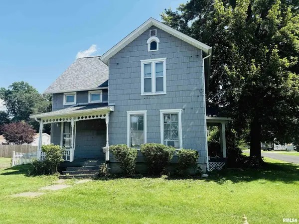 111 COLUMBUS AVE, Galesburg, IL 61401