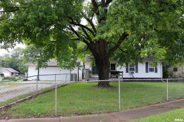 712 LINCOLN RD, Marquette Heights, IL 61554
