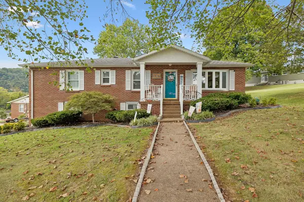 107 Elm St, Carthage, TN 37030