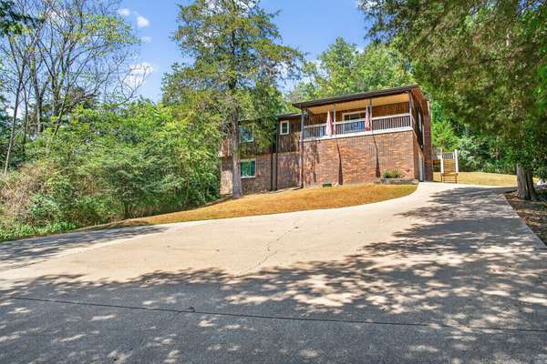 3390 Tyree Springs Rd, Hendersonville, TN 37075