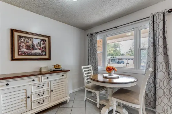 10 Argon Dr, Goddard, KS 67052