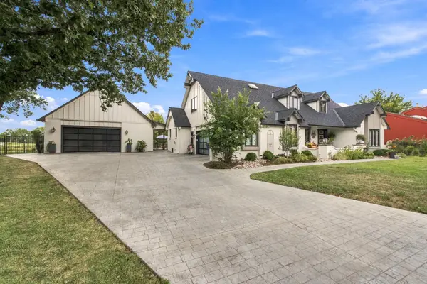 2448 N GREENLEAF CT, Wichita, KS 67206