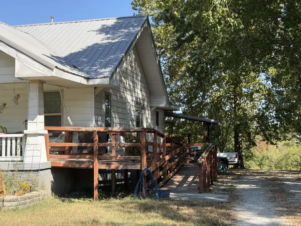 290 Greentown RD, Buffalo, MO 65622
