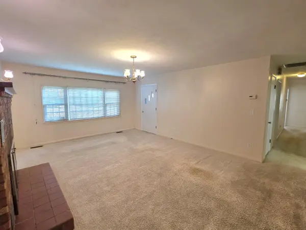 1319 Briar Wood DR, Houston, MO 65483