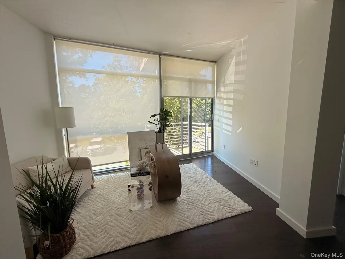 250 S Central Park AVE #2F, Hartsdale, NY 10530