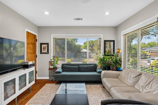 1200 Aggie LN, Austin, TX 78757