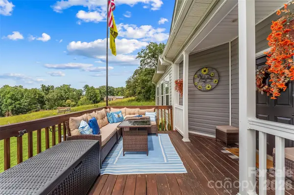 3740 Bennett RD, Morganton, NC 28655
