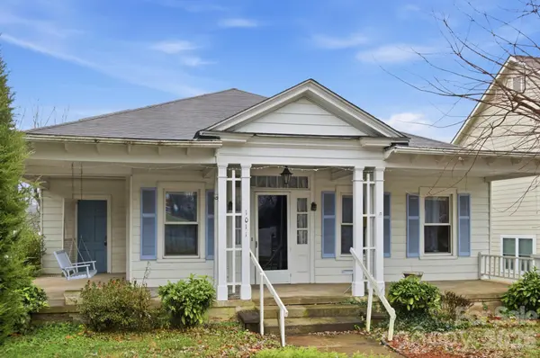 1011 Ashe AVE NW, Lenoir, NC 28645