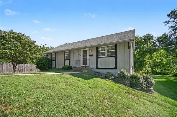 6611 N Agnes AVE, Gladstone, MO 64119