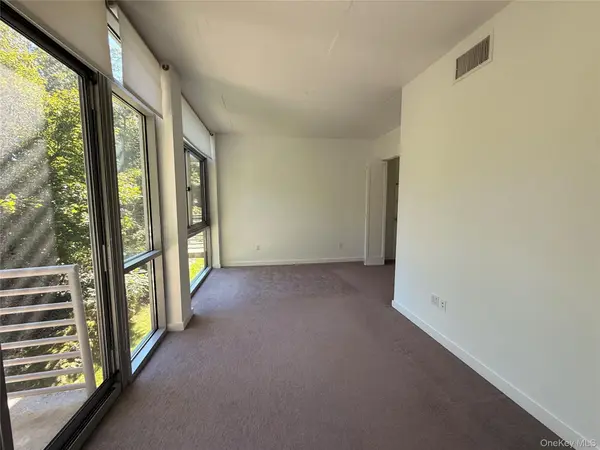 250 S Central Park AVE #3L, Hartsdale, NY 10530