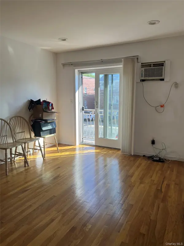 4325 215 ST #2F, Bayside, NY 11361