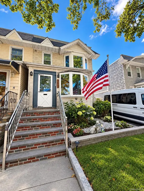 7752 76th ST, Ridgewood, NY 11385