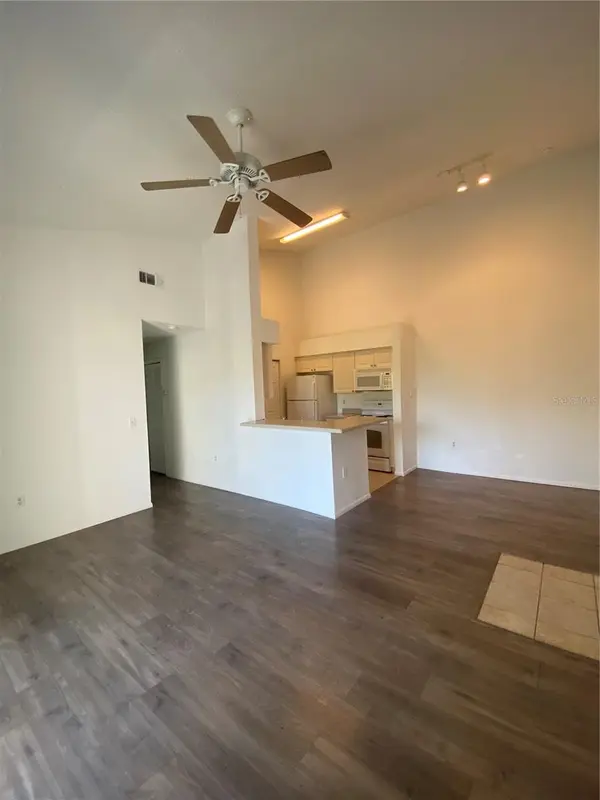 1229 BERMUDA LAKES LN #303, Kissimmee, FL 34741