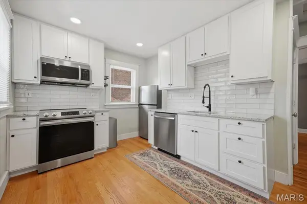 3344 Lucas And Hunt RD, Velda Village, MO 63121