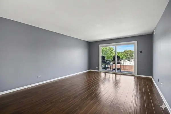 9840 S Pulaski RD #314, Oak Lawn, IL 60453