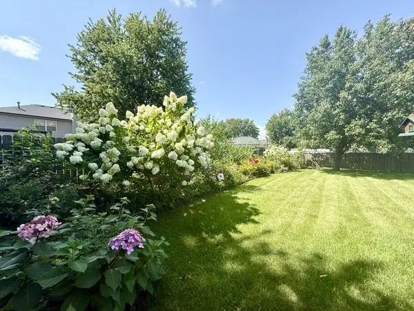 889 Redwood DR, Elwood, IL 60421