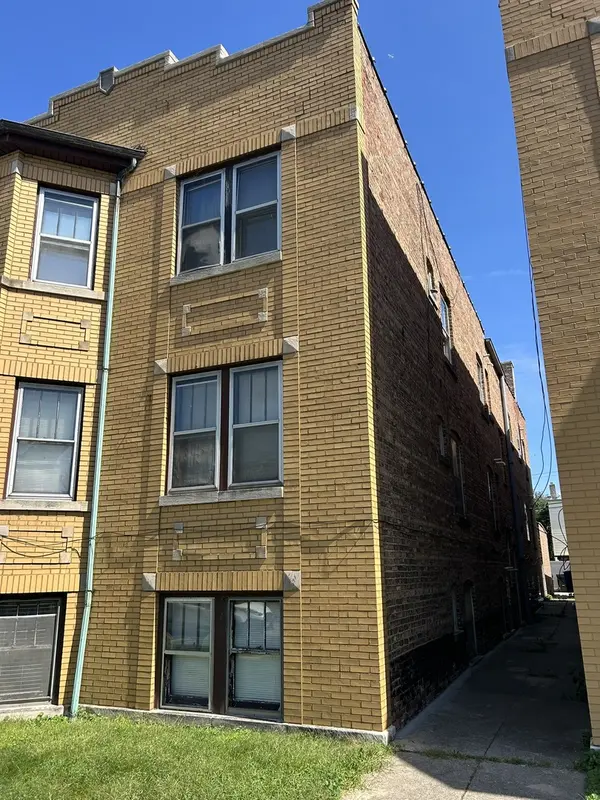1931 Scoville AVE, Berwyn, IL 60402