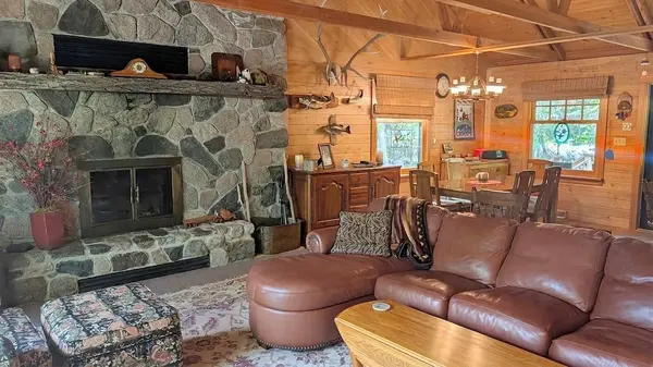1809 Everett Bay RD, Tower, MN 55790
