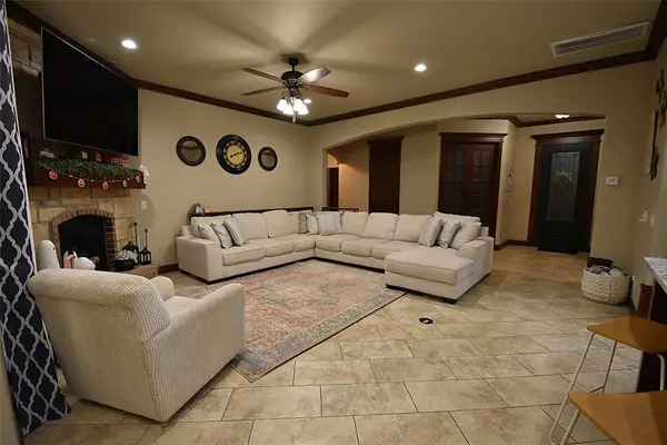 1015 Morning Glory LN, Seminole, OK 74868